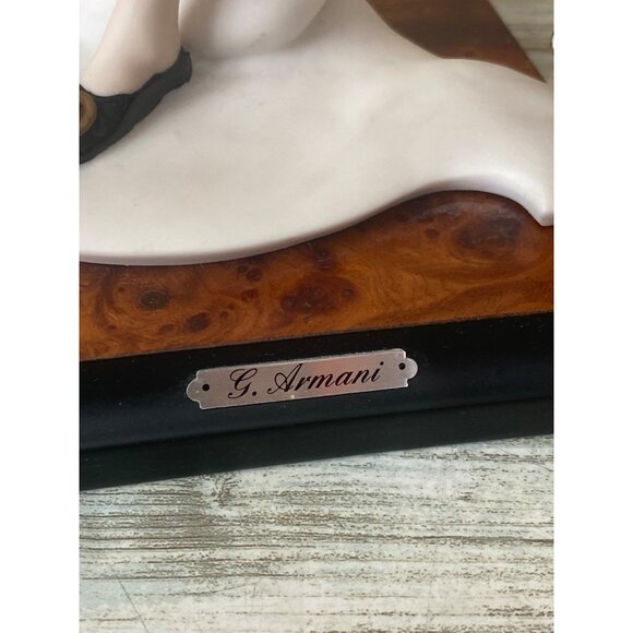 Giuseppe Armani Capodimonte “Harlequin Dancer” Sculpture – 1990 Ltd Ed #173/1500 - Picture 8 of 11